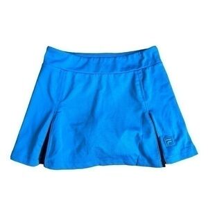 NWOT Fila size medium (age 8-10) girls Tennis skirt/skort, pleated blue , shorts